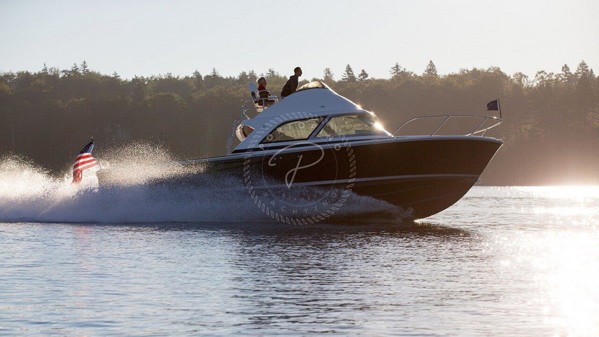 2017 BERTRAM 35