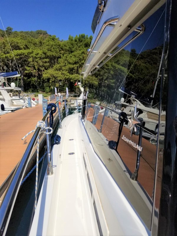 2015 JEANNEAU VELASCO 37F