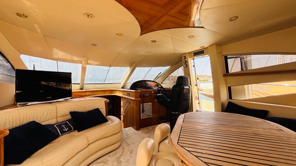 2000 SUNSEEKER MANHATTAN 64