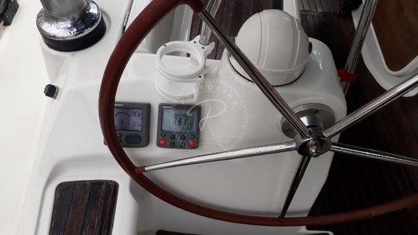 2009 BENETEAU OCEANIS 43