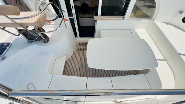 2016 LAGOON 380 OWNER'S CABIN
