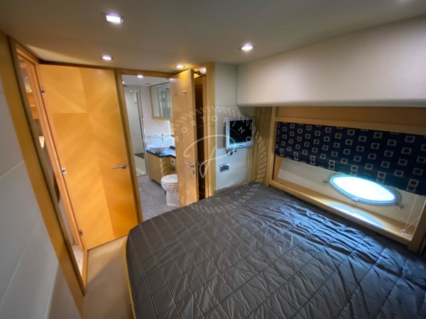 2006 SUNSEEKER PREDATOR 82