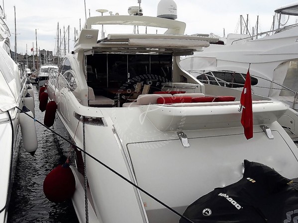 2006 AZIMUT 68S