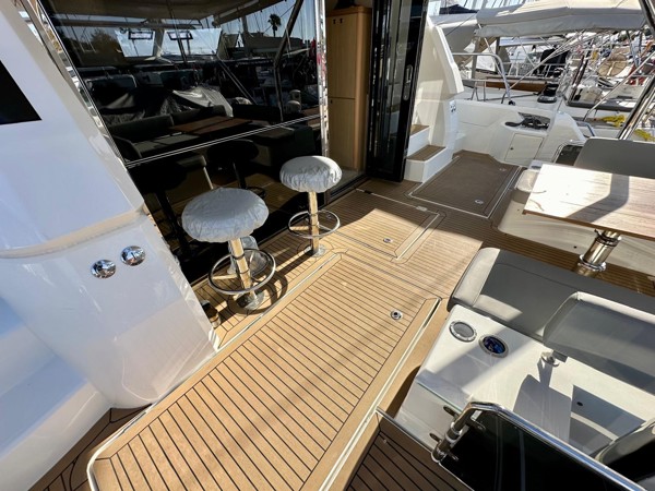 2021 AQUILA 44