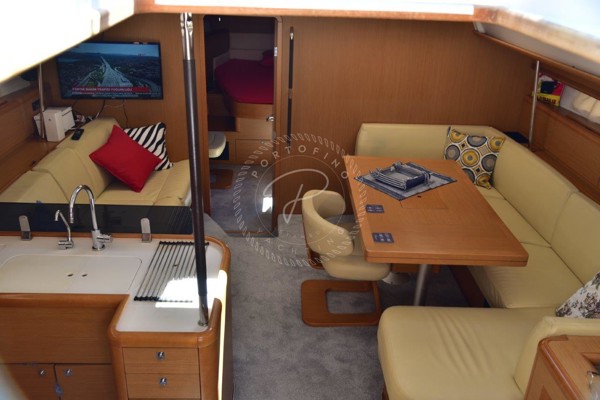 2012 JEANNEAU 53