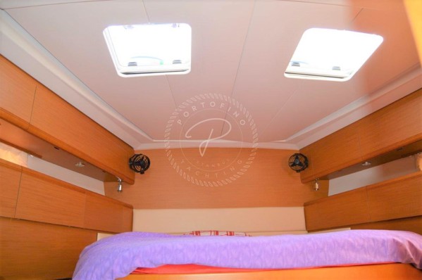 2012 JEANNEAU 53