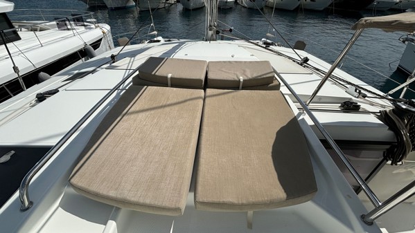 2016 FOUNTAINE PAJOT HELIA 44
