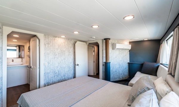 2007/2022 CUSTOM STEEL SUPERYACHT 42M