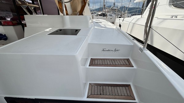 2013 FOUNTAINE PAJOT HELIA 44