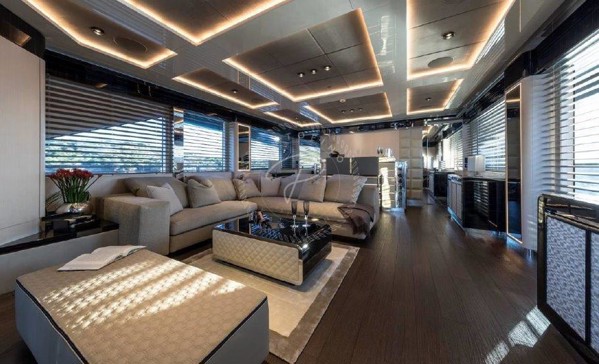 2018 DOMINATOR ILUMEN 28M