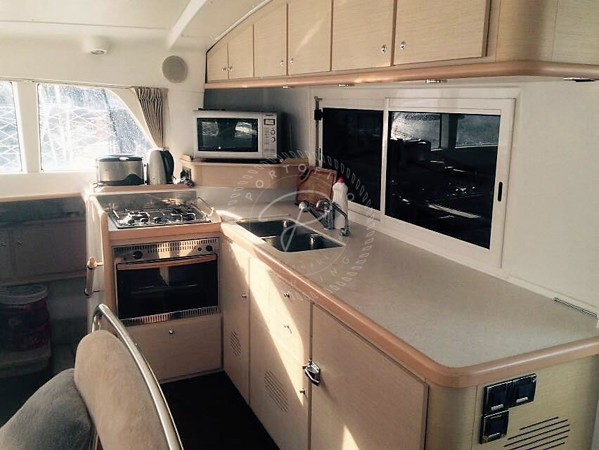 2010 LAGOON 440