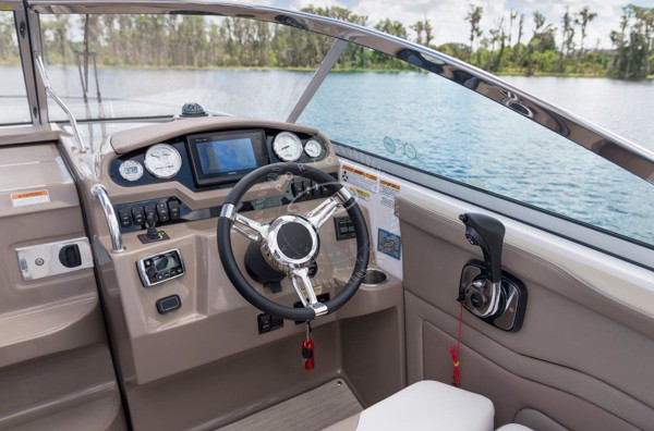 2019 REGAL 28 EXPRESS