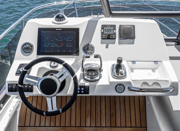 2020 PRESTIGE 420 FLY