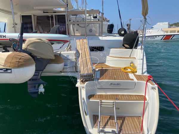 2008 FOUNTAINE PAJOT ORANA 44