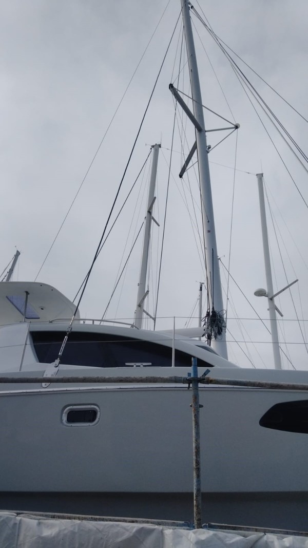 2013 LEOPARD 39