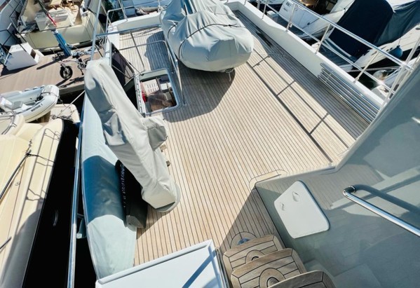 2018 NORTH YACHTS PILOT HOUSE TRAWLER 57