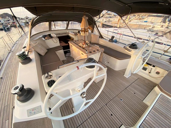 2013 BAVARIA CRUISER 56