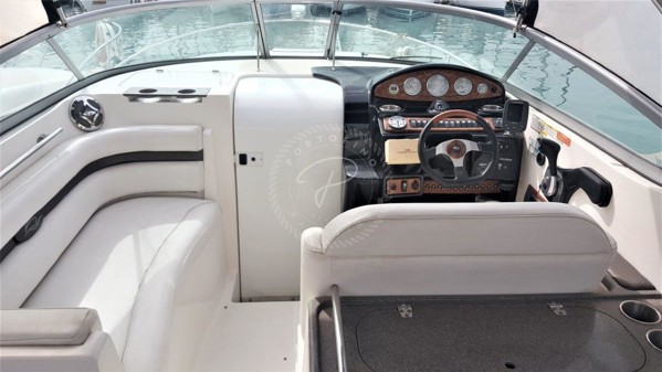 2011 RINKER 280 EC
