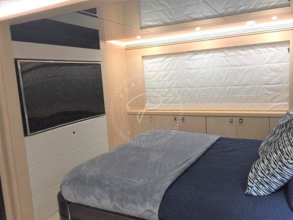 2016 SUNSEEKER 75 YACHT