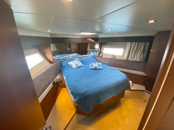 2013 ABSOLUTE 53 STY