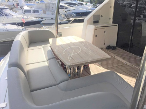 2016 SUNSEEKER 75 YACHT