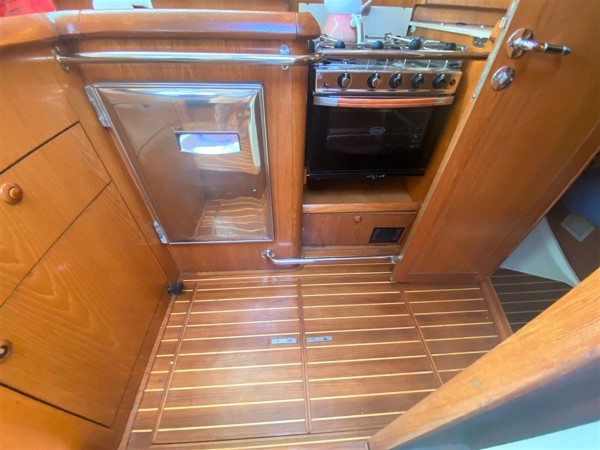 2006 JEANNEAU 49 DS