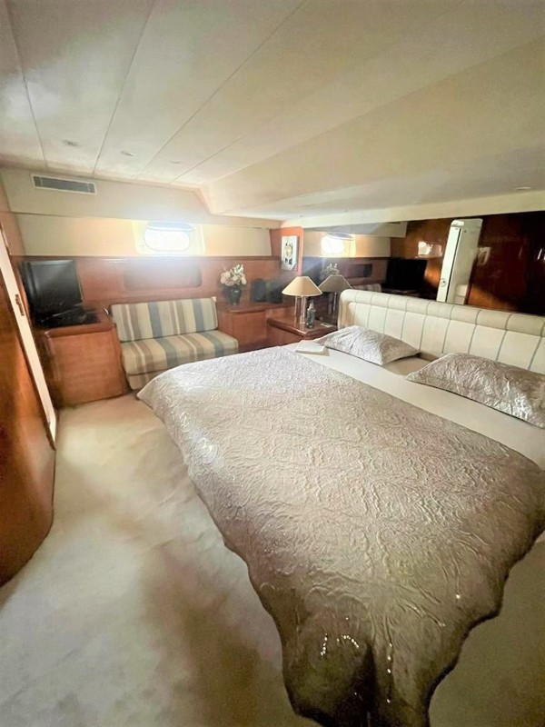 1993/2023 FALCON 80