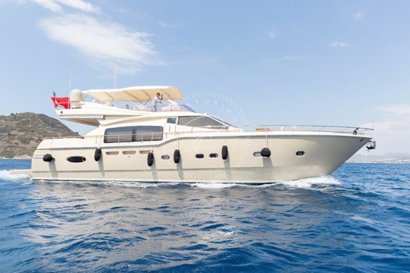 2006 FERRETTI 690 ALTURA