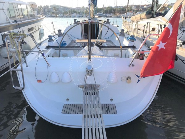 2001 BENETEAU FIRST 40.7