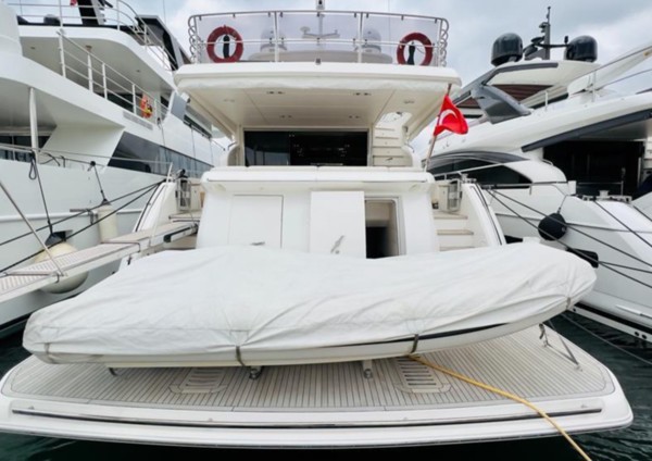 2015 PRINCESS 88