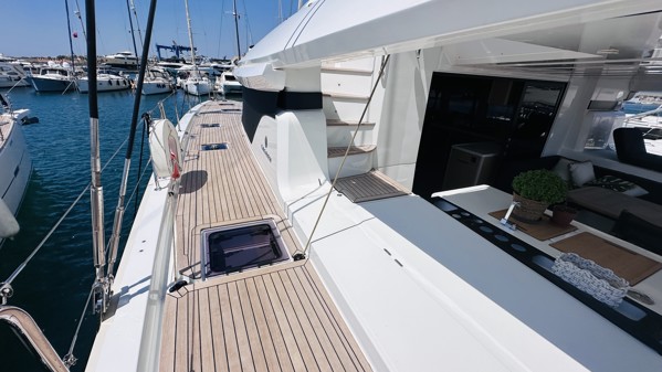 2024 LAGOON 55