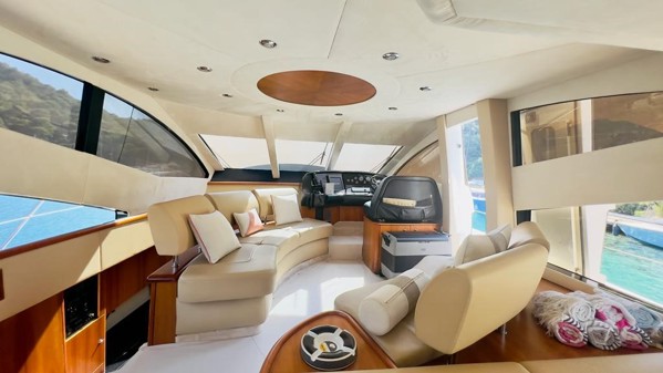2009 SUNSEEKER MANHATTAN 60