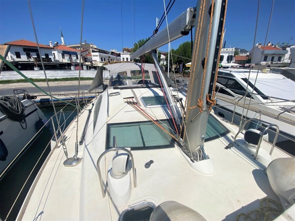 2006 JEANNEAU 49 DS