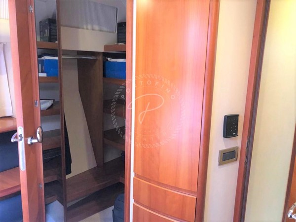 2007 AZIMUT 46 FLY