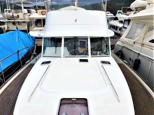 2005 BETEAU SWIFT TRAWLER 42