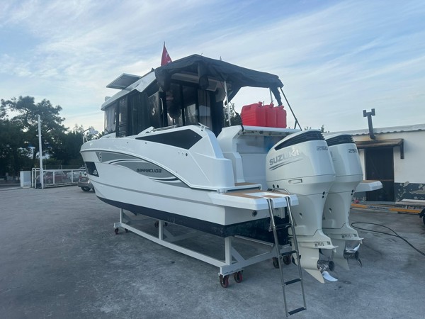 2020 BENETEAU BARRACUDA 9