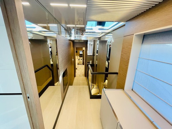 2021 FERRETTI YACHTS 920
