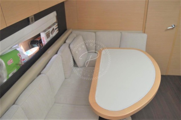 2009 BENETEAU MONTE CARLO 37