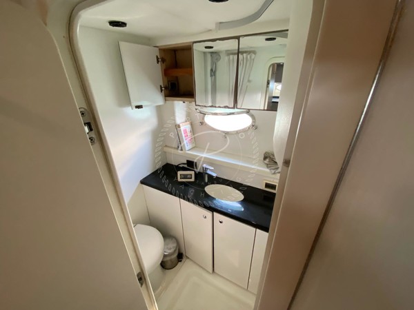 2006 SUNSEEKER PREDATOR 82