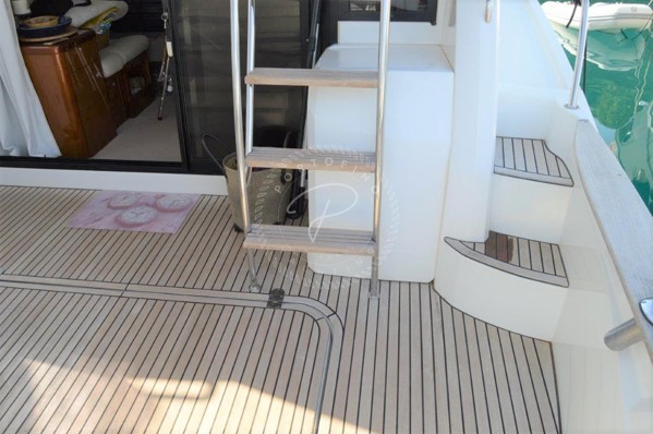 2013 BENETEAU ANTARES 42