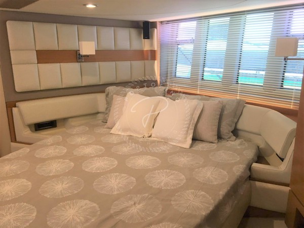 2016 AZIMUT 64 FLY