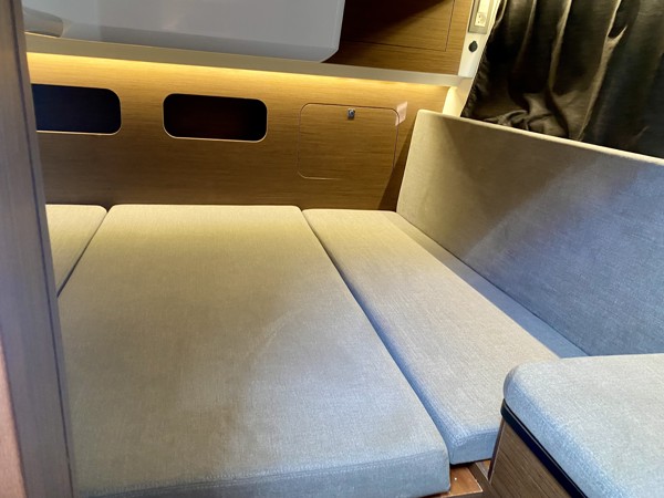 2023 BENETEAU ANTARES 11 FLY