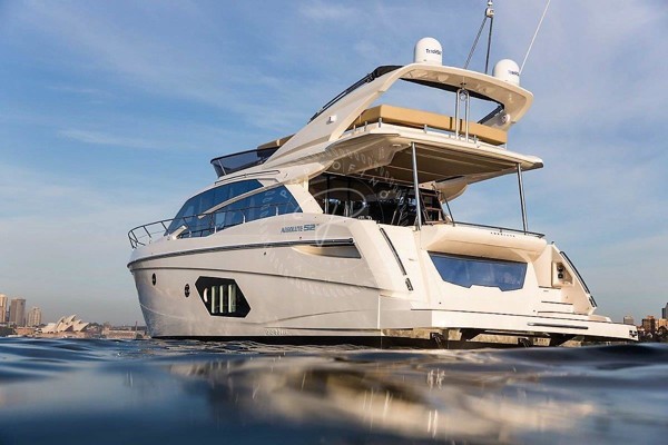 2014 ABSOLUTE 52 FLY