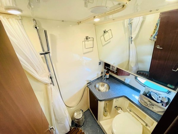2012 VIKING MARIN 405 FLY