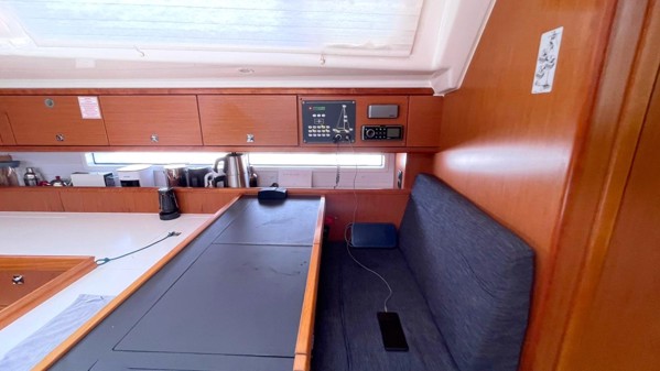 2015 BAVARIA 56 CRUISER