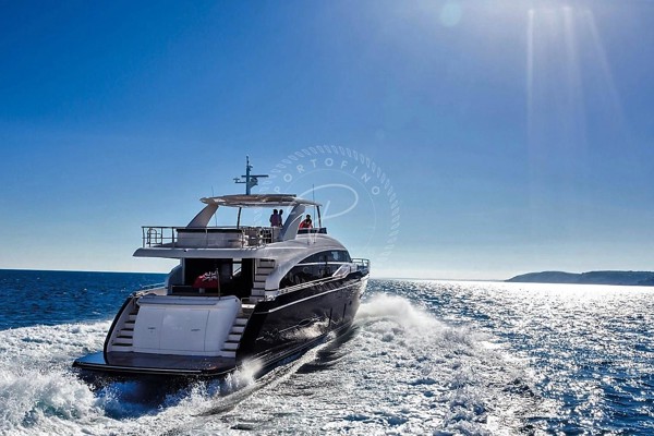 2014 PRINCESS 82
