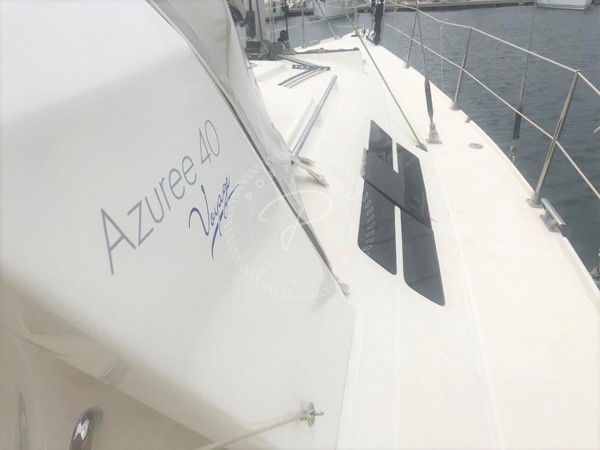 2012 AZUREE 40 VOYAGE