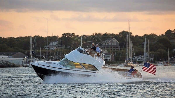 2017 BERTRAM 35