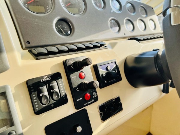 2009 SEALINE F42/5