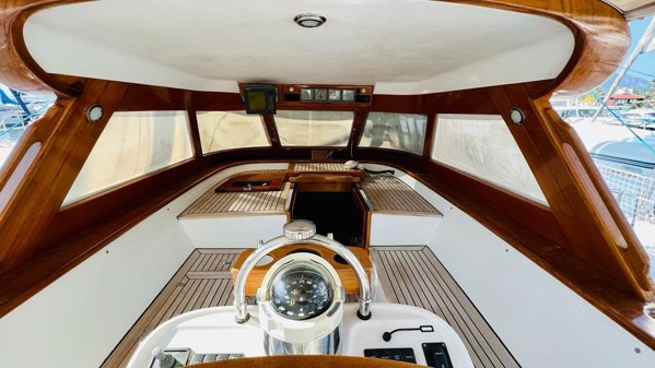 2001 SES YACHTS 50 MOTOR SAILOR